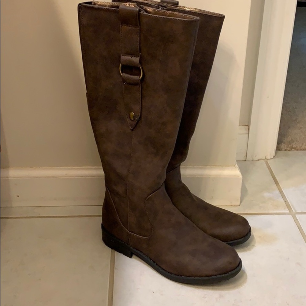 Life Stride zip boot